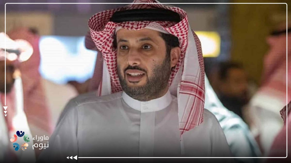 بتزامن مع كارثة السيول.. تركي آل الشيخ يهدر الملايين على حفل "تريو نايت"